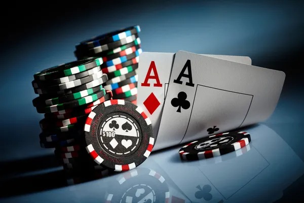 gudangslot88 mobile app interface showing account balance, sports markets, and live-dealer options